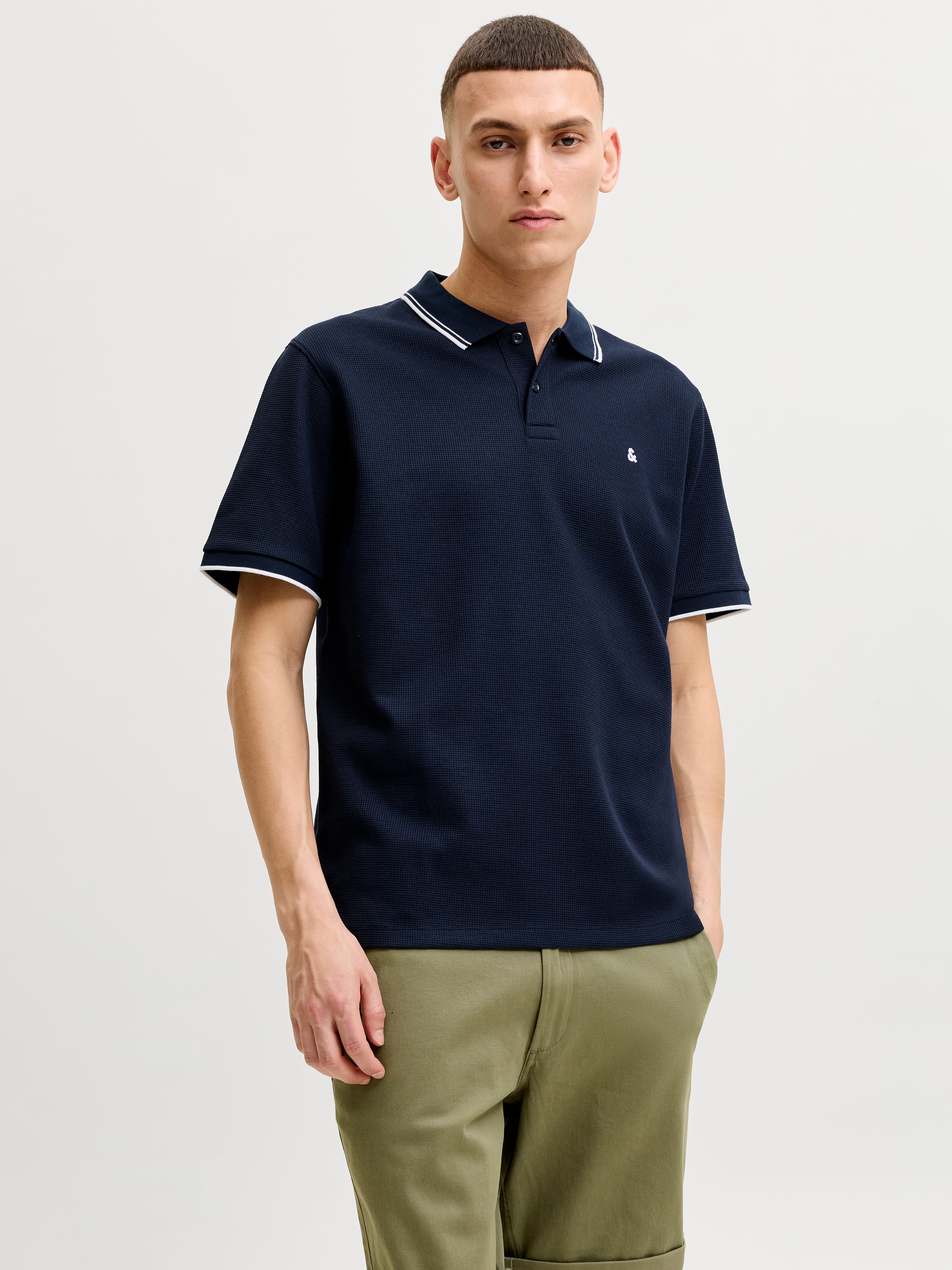 T-shirt Logo with 75% discount! | Jack & Jones®