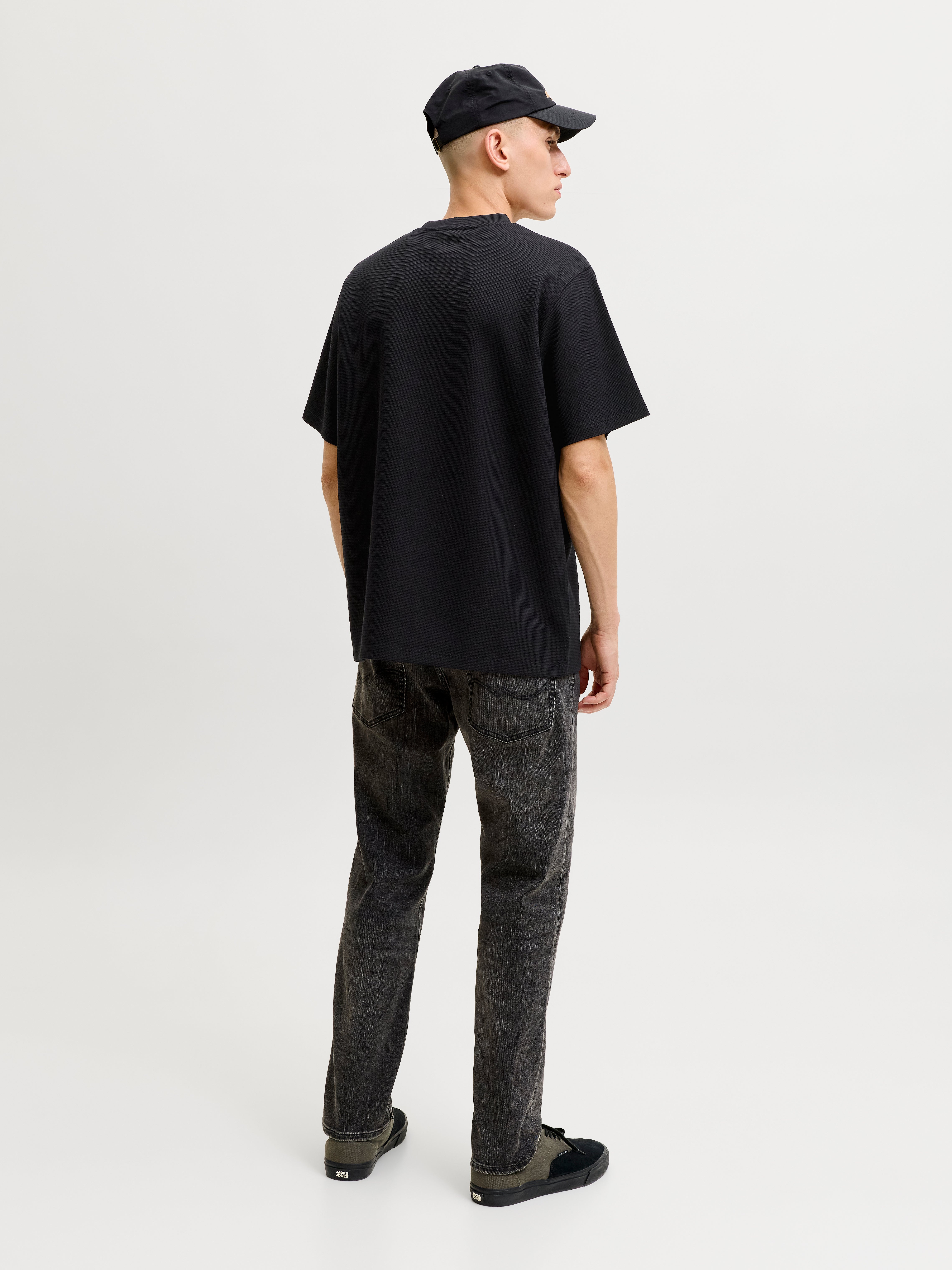 T-shirt Plain with 57% discount! | Jack & Jones®